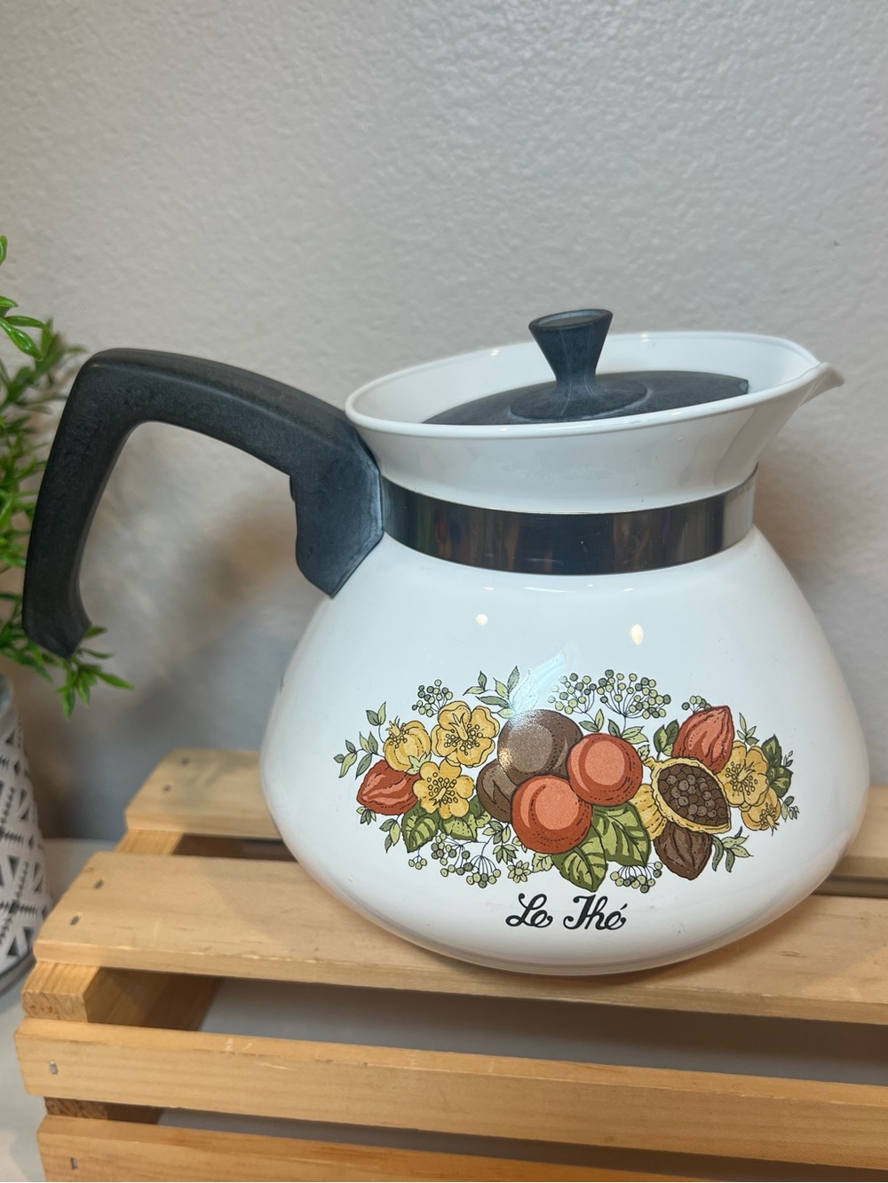 Corning Ware “Spice of Life” Vintage 6-Cup Teapot | P-104 | Collectible | EUC